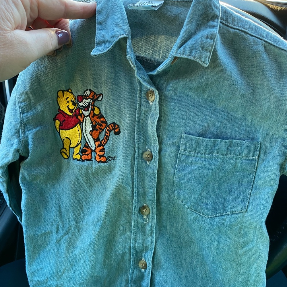 Kids 3T Winnie the Pooh and Tigger button down pocket long sleeve denim shirt